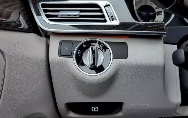 MERCEDES-BENZ Klasa E 350 T 4Matic 7G-TRONIC