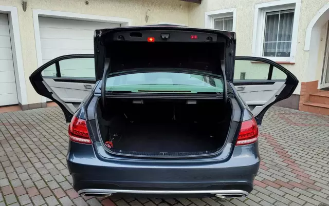 MERCEDES-BENZ Klasa E 350 T 4Matic 7G-TRONIC