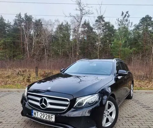 MERCEDES-BENZ Klasa E 