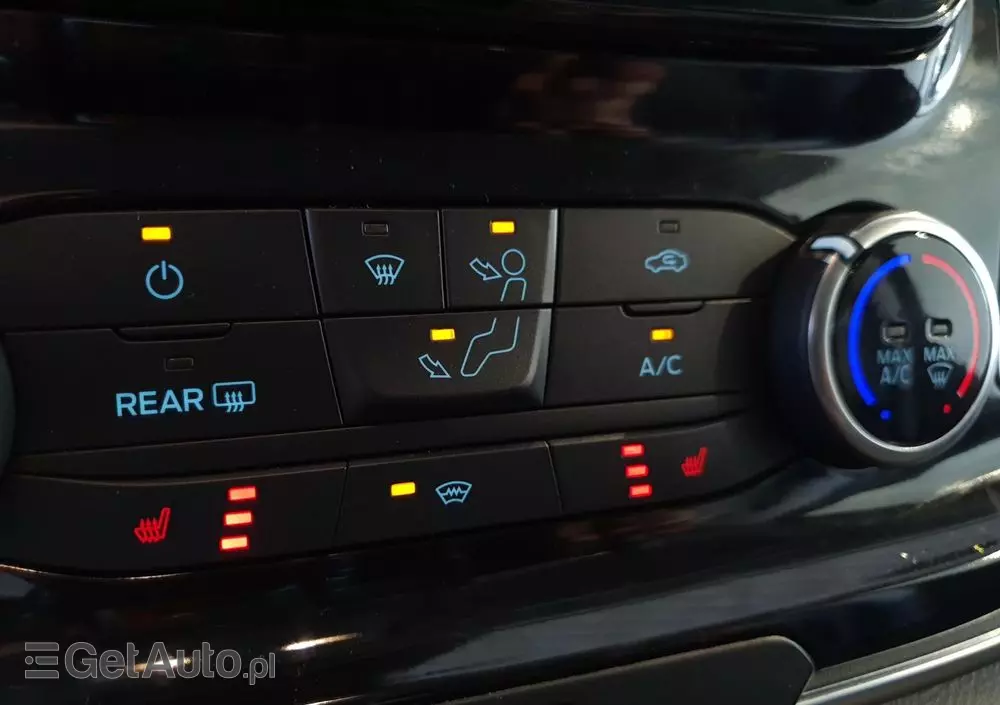 FORD Tourneo Custom 2.0 EcoBlue L2 Titanium SelectShift