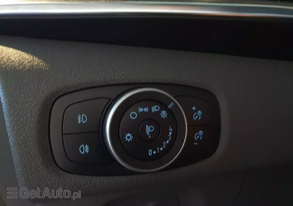 FORD Tourneo Custom 2.0 EcoBlue L2 Titanium SelectShift