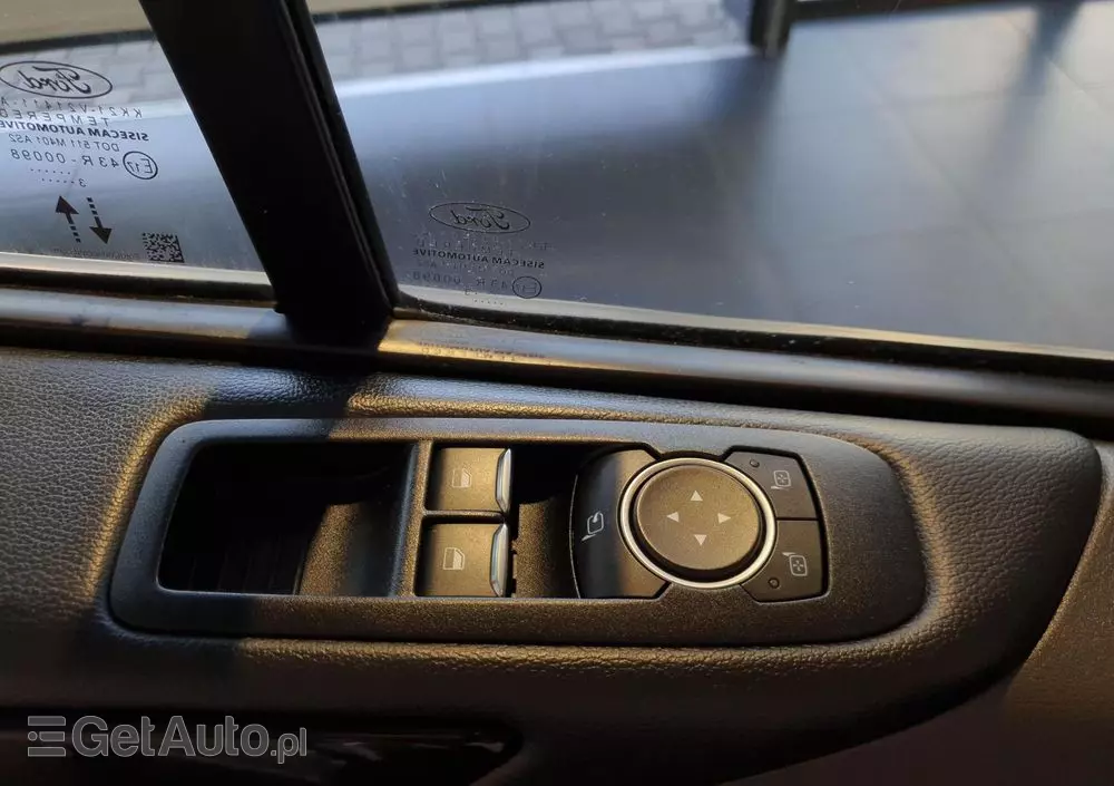 FORD Tourneo Custom 2.0 EcoBlue L2 Titanium SelectShift