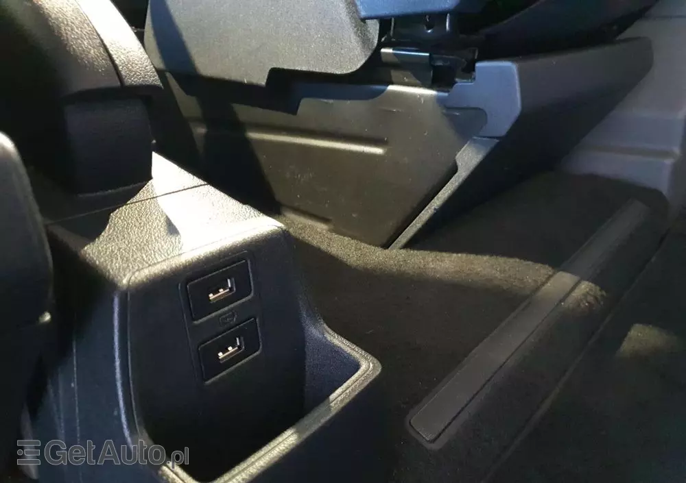 FORD Tourneo Custom 2.0 EcoBlue L2 Titanium SelectShift