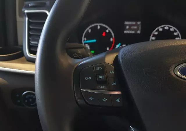 FORD Tourneo Custom 2.0 EcoBlue L2 Titanium SelectShift