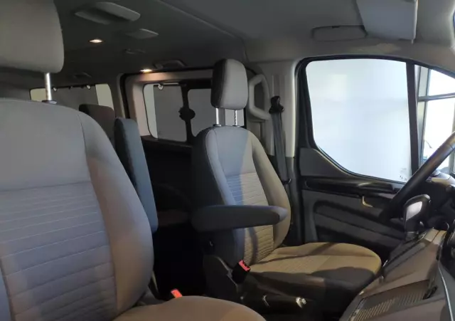 FORD Tourneo Custom 2.0 EcoBlue L2 Titanium SelectShift