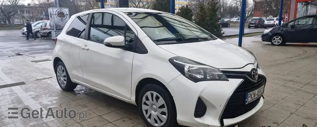 TOYOTA Yaris 