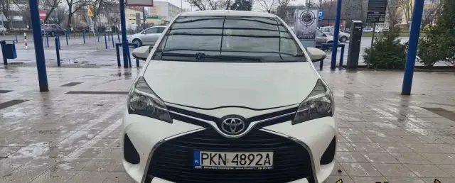 TOYOTA Yaris 