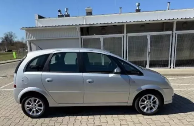 OPEL Meriva 