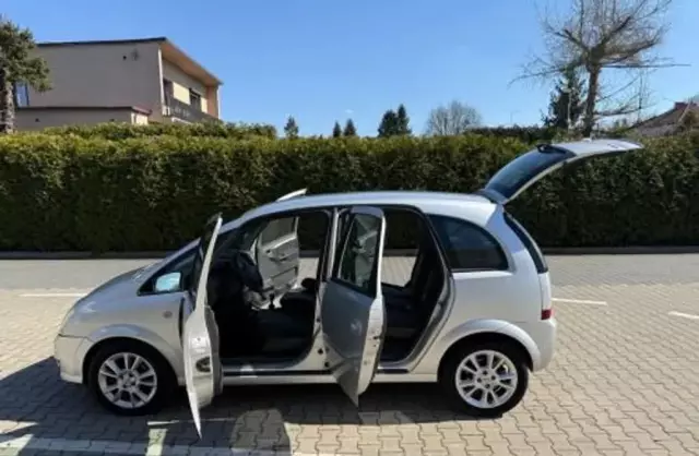 OPEL Meriva 