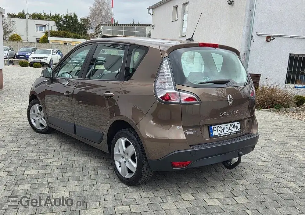 RENAULT Scenic 1.6 16V TomTom Edition