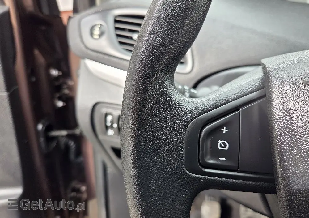 RENAULT Scenic 1.6 16V TomTom Edition