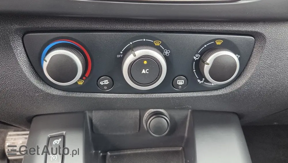 RENAULT Scenic 1.6 16V TomTom Edition