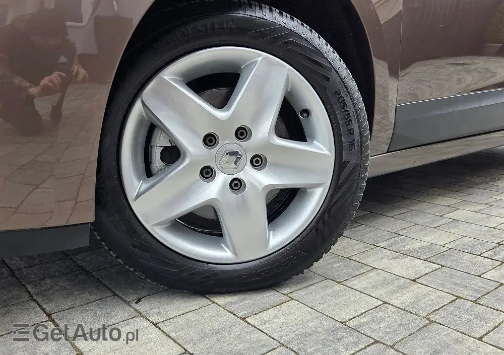 RENAULT Scenic 1.6 16V TomTom Edition