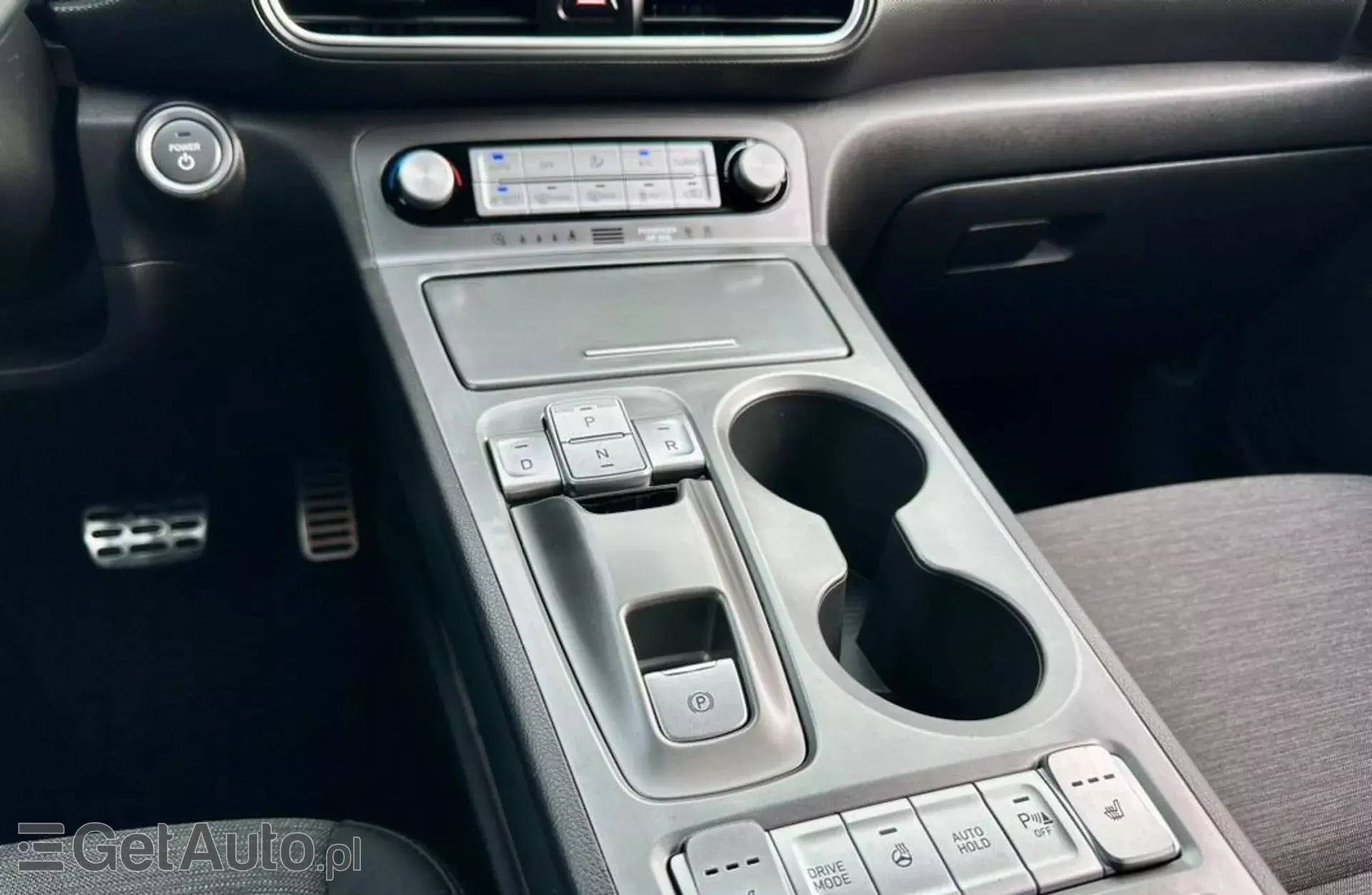 HYUNDAI Kona 39 kWh (136 KM) Electric