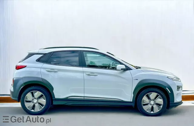 HYUNDAI Kona 39 kWh (136 KM) Electric