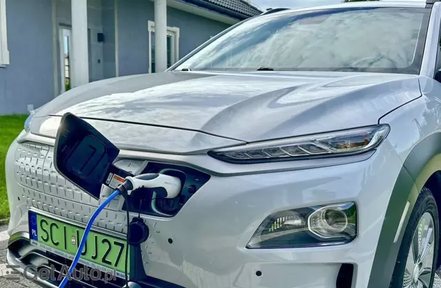 HYUNDAI Kona 39 kWh (136 KM) Electric