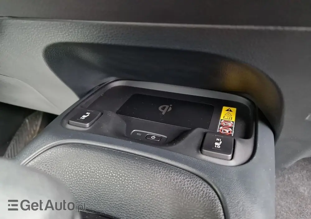 TOYOTA Corolla 1.8 Hybrid Comfort