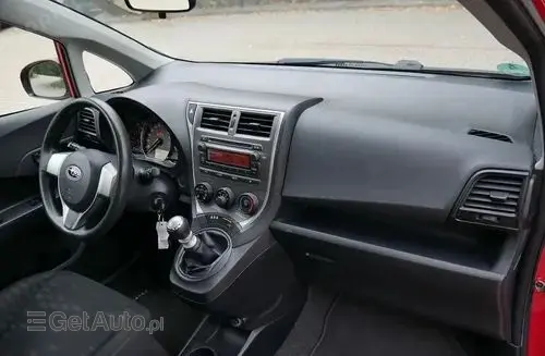 TOYOTA Verso-S 