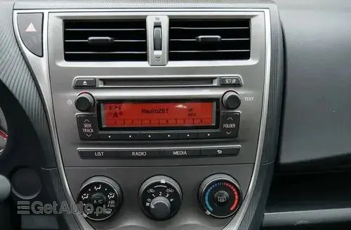 TOYOTA Verso-S 