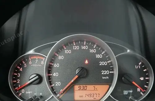TOYOTA Verso-S 