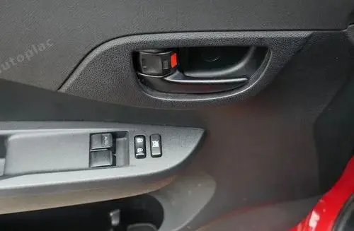TOYOTA Verso-S 