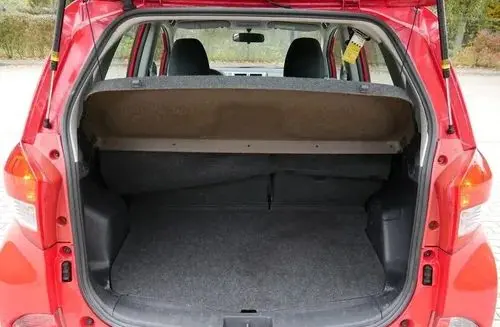 TOYOTA Verso-S 