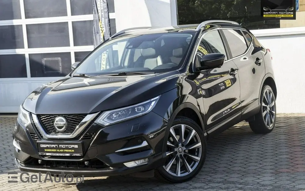 NISSAN Qashqai 1.3 DIG-T DCT TEKNA