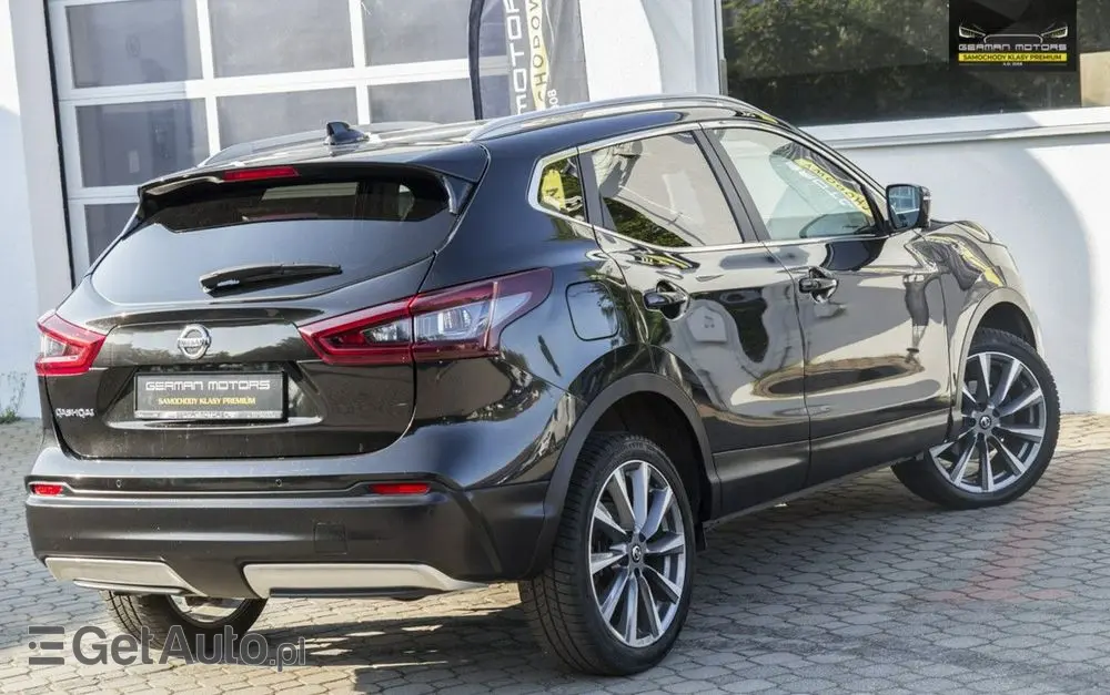 NISSAN Qashqai 1.3 DIG-T DCT TEKNA