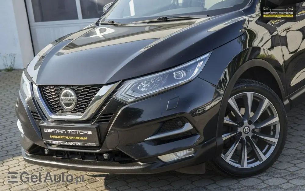 NISSAN Qashqai 1.3 DIG-T DCT TEKNA