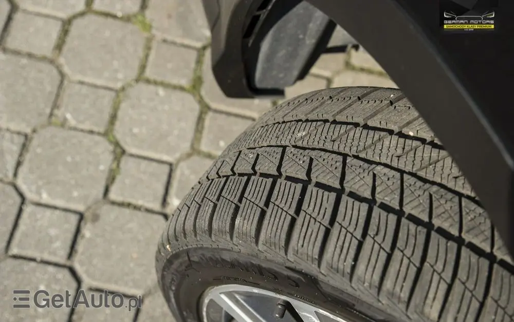 NISSAN Qashqai 1.3 DIG-T DCT TEKNA