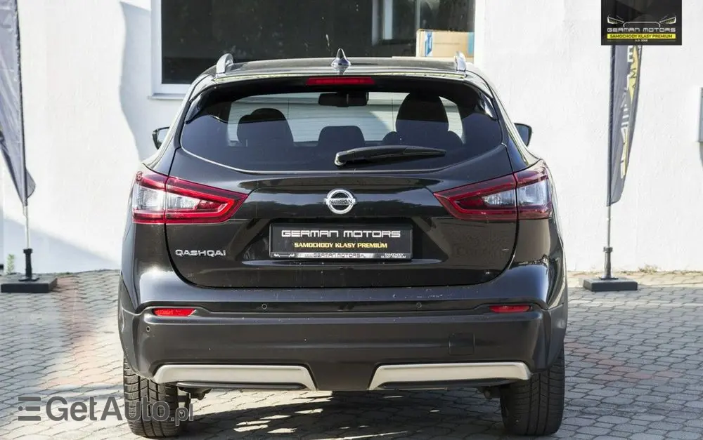 NISSAN Qashqai 1.3 DIG-T DCT TEKNA