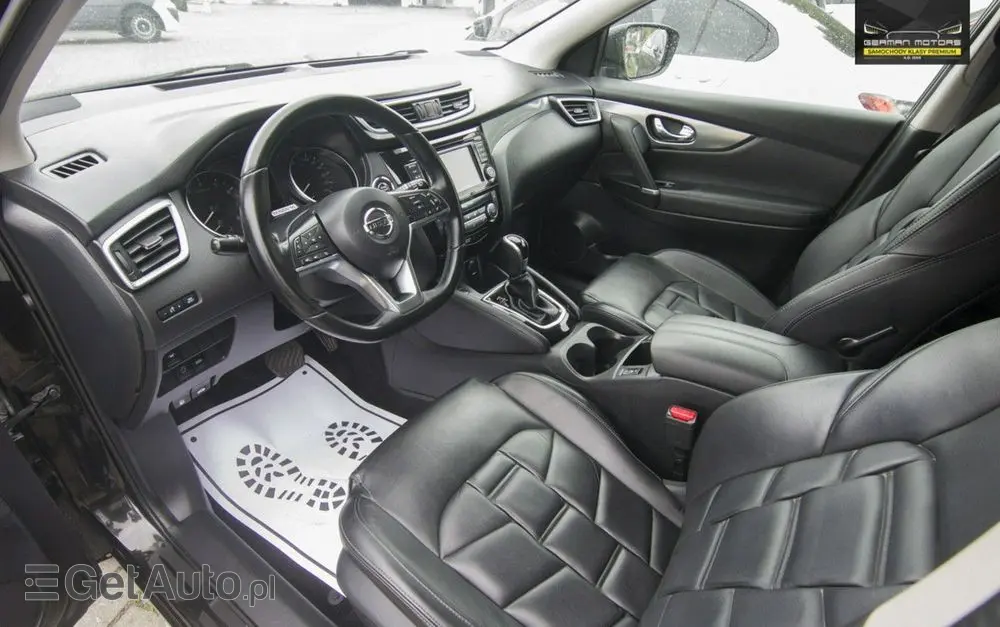 NISSAN Qashqai 1.3 DIG-T DCT TEKNA