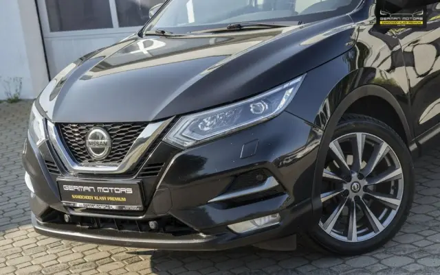 NISSAN Qashqai 1.3 DIG-T DCT TEKNA