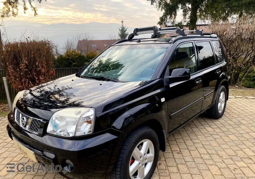 NISSAN X-Trail 2.2 dCi Sport +