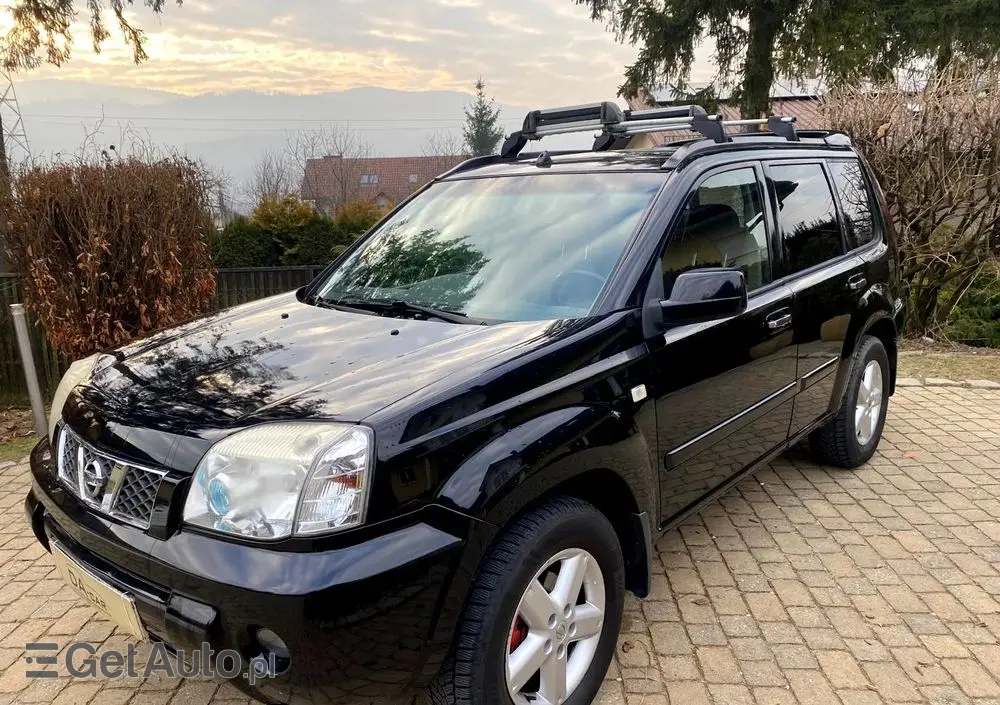 NISSAN X-Trail 2.2 dCi Sport +