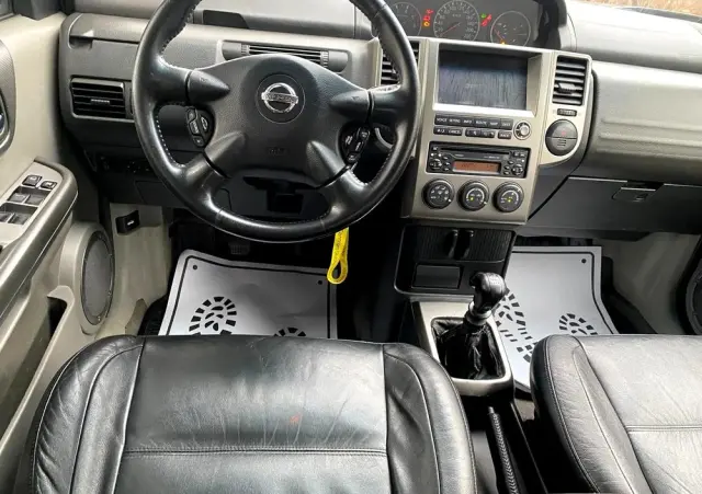 NISSAN X-Trail 2.2 dCi Sport +