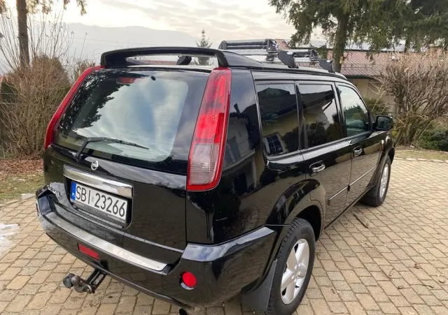 NISSAN X-Trail 2.2 dCi Sport +