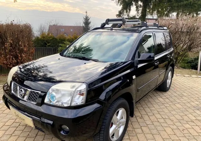 NISSAN X-Trail 2.2 dCi Sport +