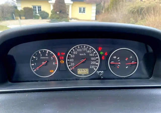 NISSAN X-Trail 2.2 dCi Sport +