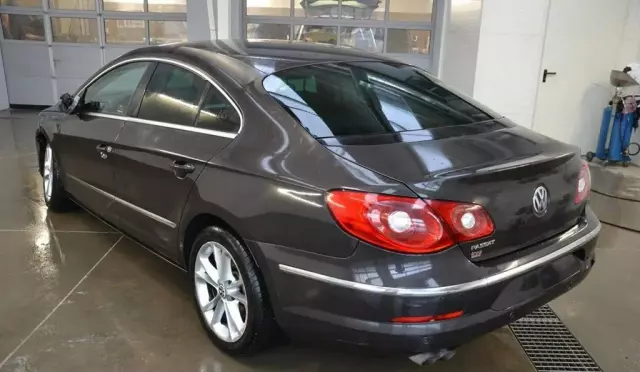 VOLKSWAGEN Passat Cc 