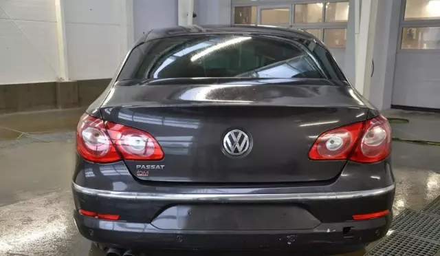 VOLKSWAGEN Passat Cc 