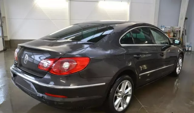 VOLKSWAGEN Passat Cc 