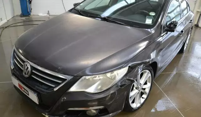 VOLKSWAGEN Passat Cc 