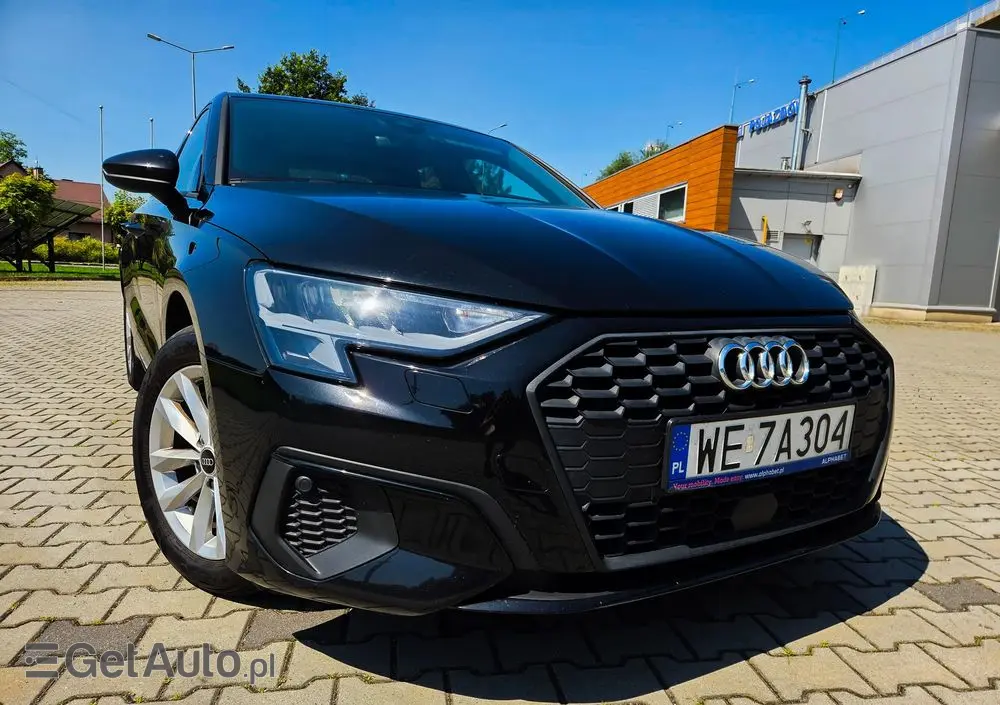 AUDI A3 Limousine 35 TFSI mHEV Advanced S tronic
