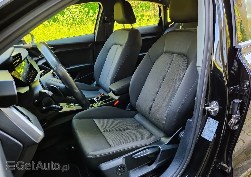AUDI A3 Limousine 35 TFSI mHEV Advanced S tronic