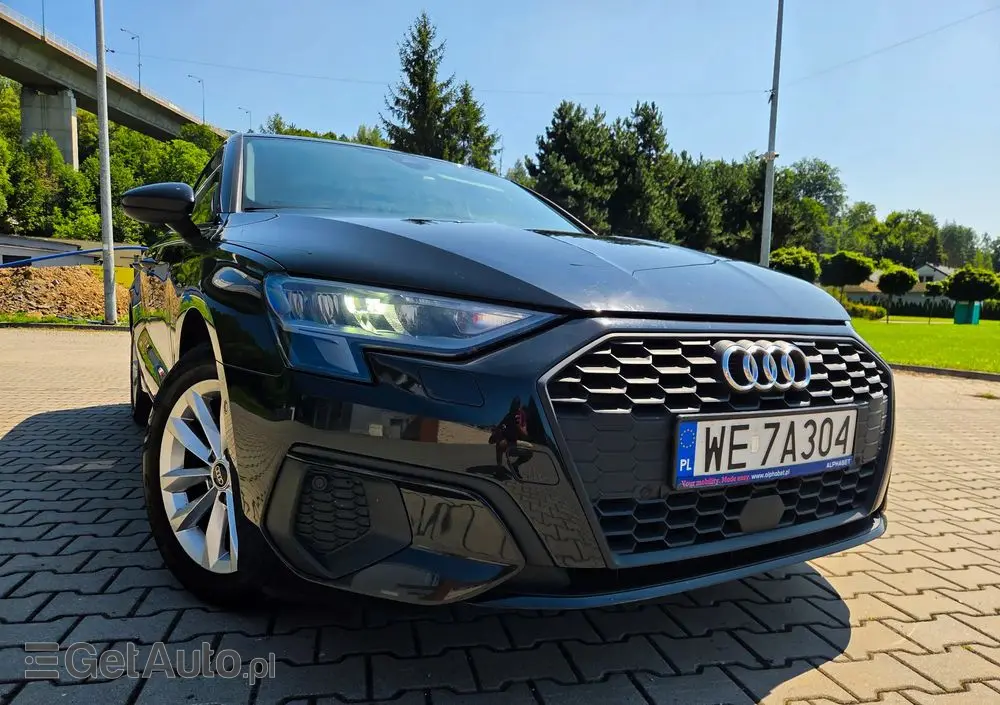 AUDI A3 Limousine 35 TFSI mHEV Advanced S tronic