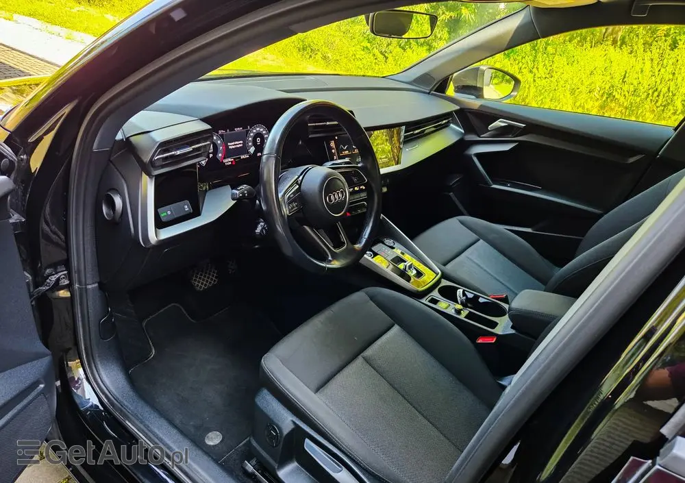 AUDI A3 Limousine 35 TFSI mHEV Advanced S tronic