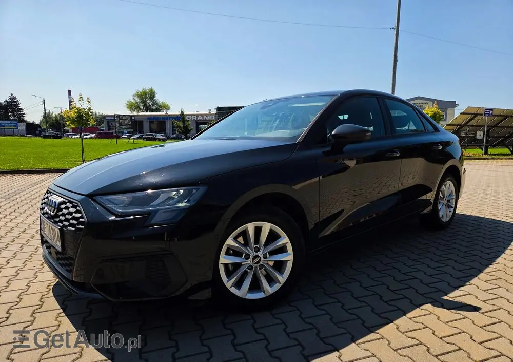 AUDI A3 Limousine 35 TFSI mHEV Advanced S tronic
