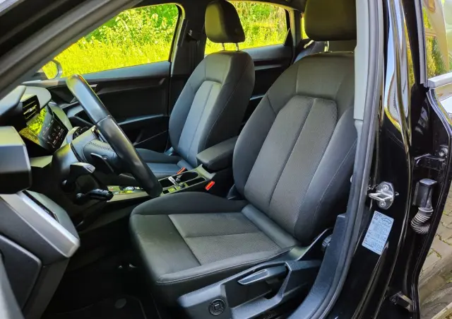 AUDI A3 Limousine 35 TFSI mHEV Advanced S tronic