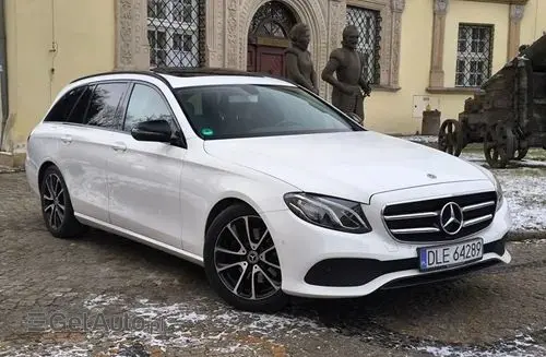 MERCEDES-BENZ Klasa E 